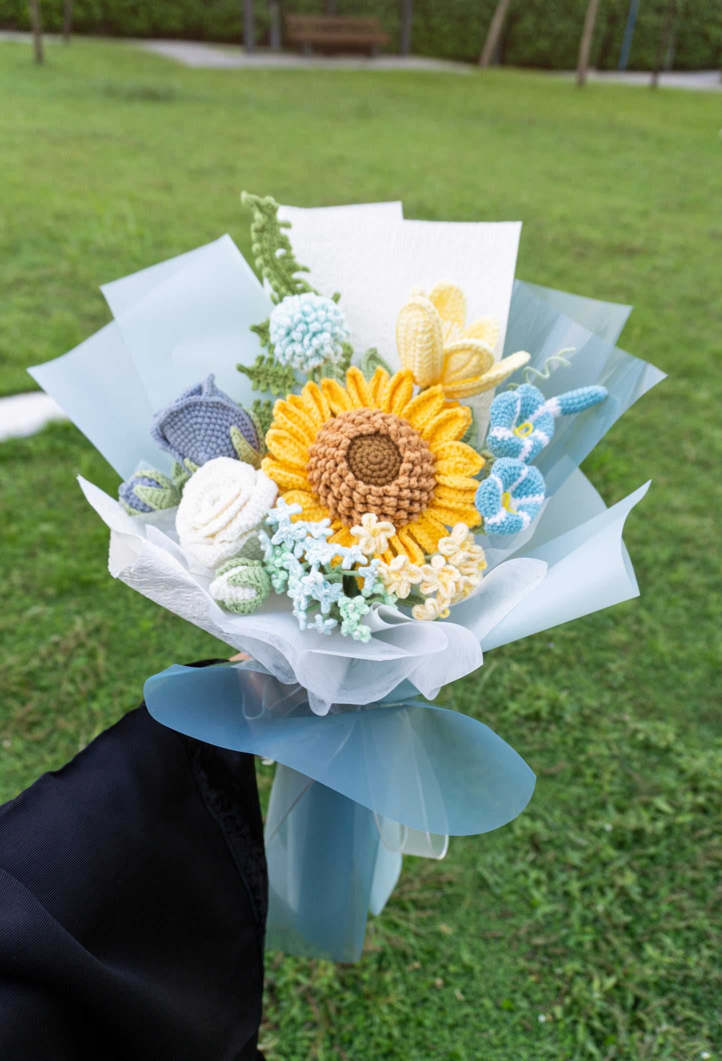 Blue Bossa💐Sunflower, Morning Glory, Tulip Braided Bouquet