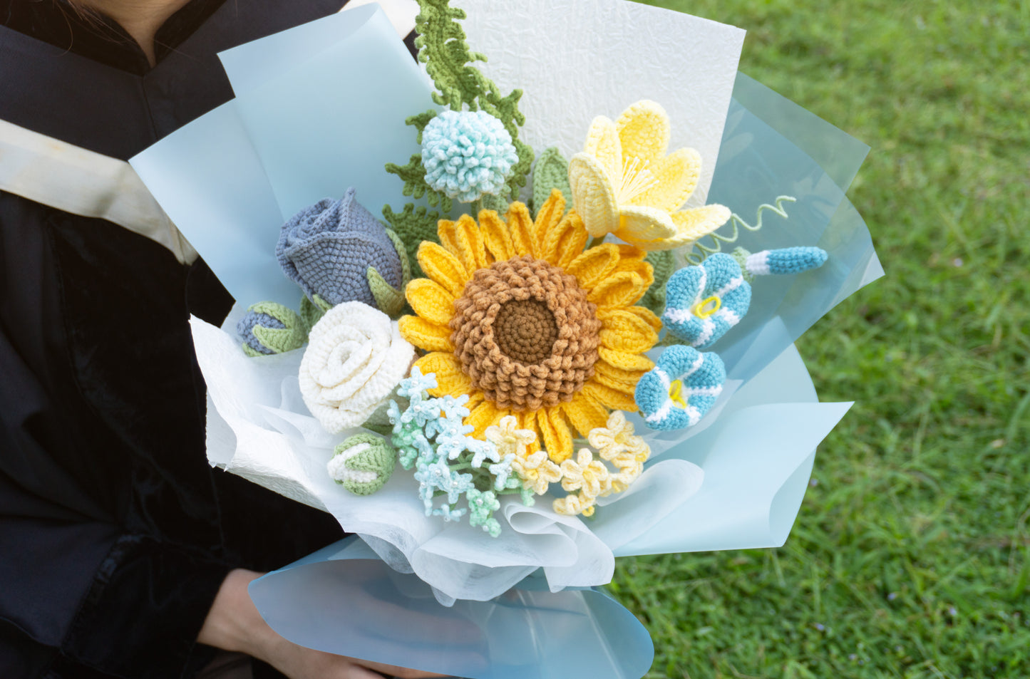 Blue Bossa💐Sunflower, Morning Glory, Tulip Braided Bouquet