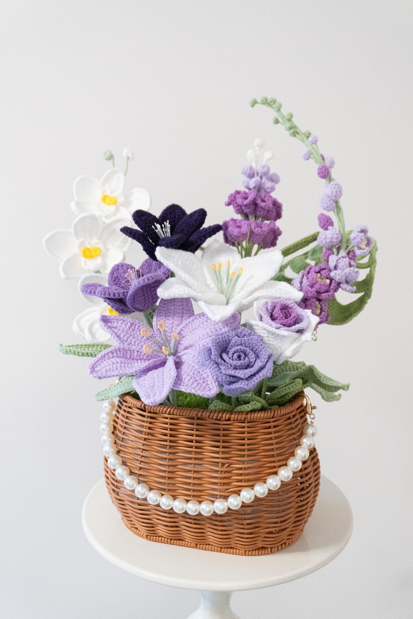 開張拜年花籃|百合飛燕草蝴蝶蘭編織花籃 🌸 Elegance