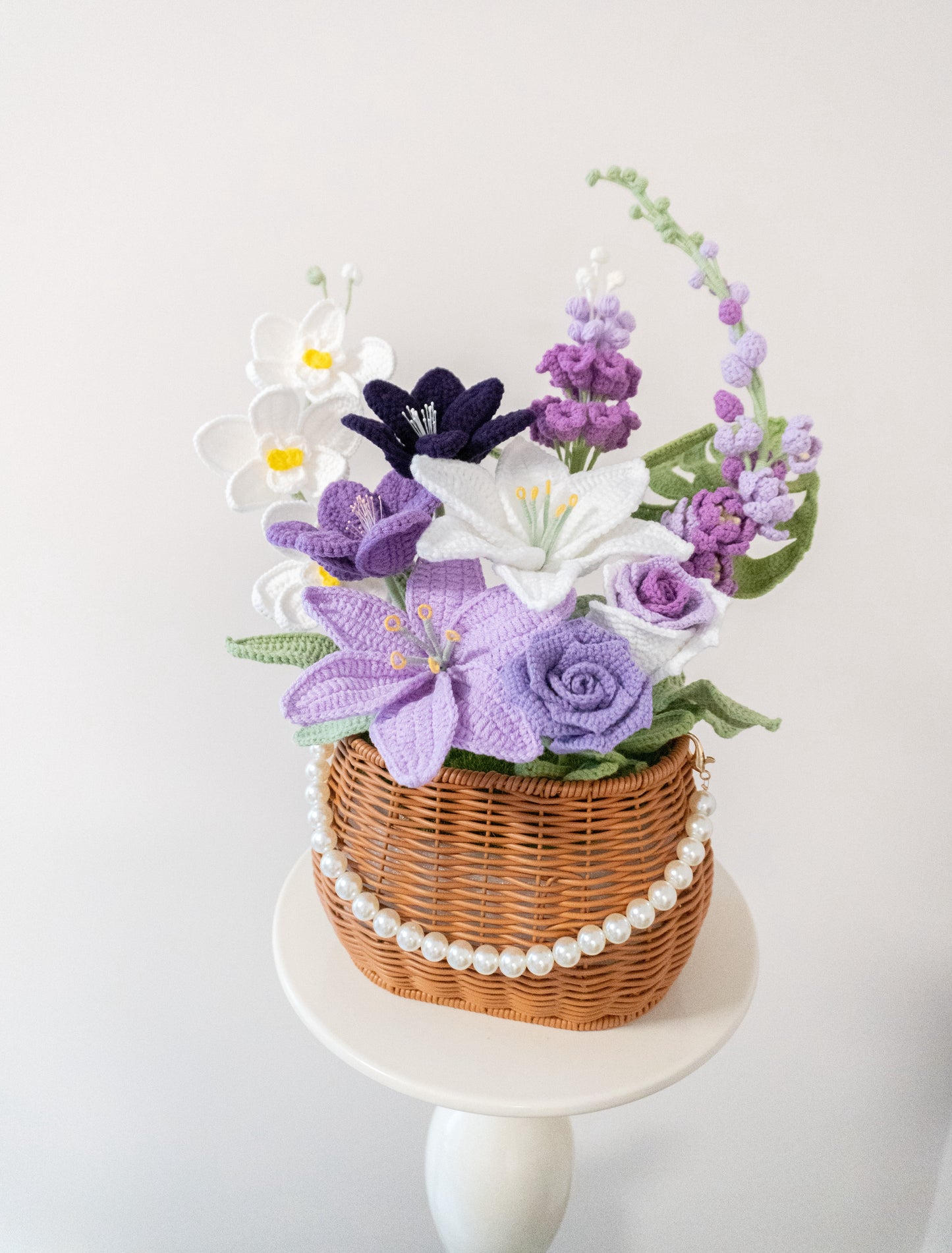 開張拜年花籃|百合飛燕草蝴蝶蘭編織花籃 🌸 Elegance