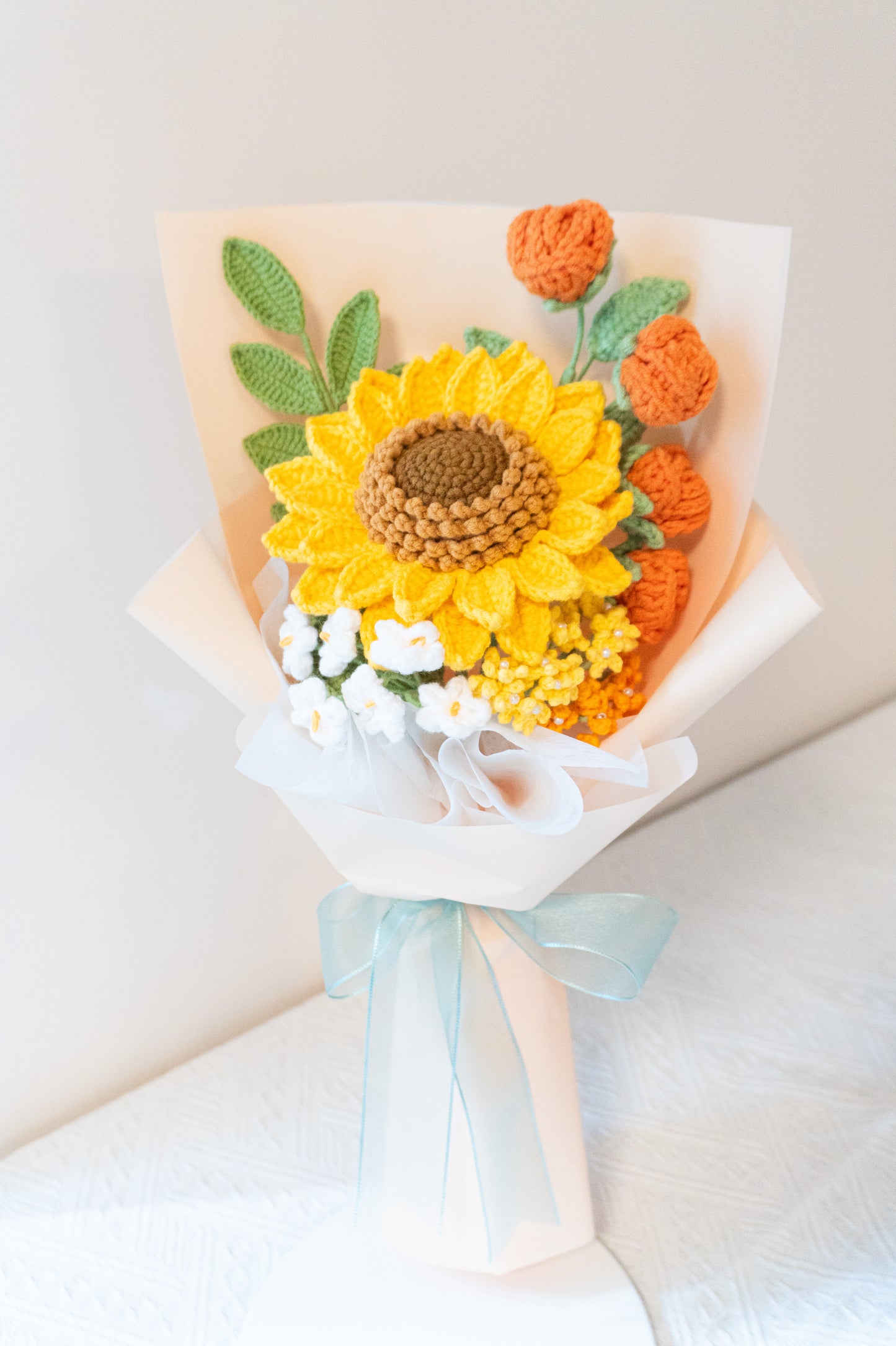 Shinning💐해바라기, 장미, 안개꽃 니트 꽃다발