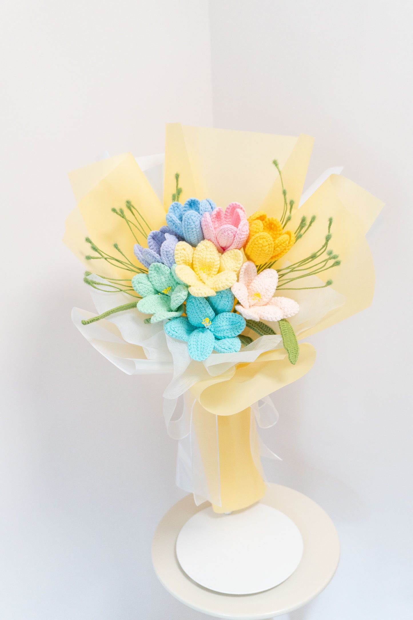 Tulips💐8 tulips woven bouquet, blue, purple, pink, yellow, red, multiple colors available