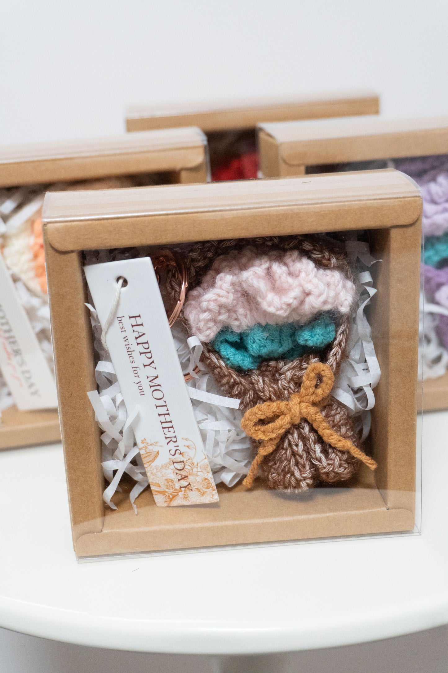 A Little Love🌸Mother's Day Carnation Keychain