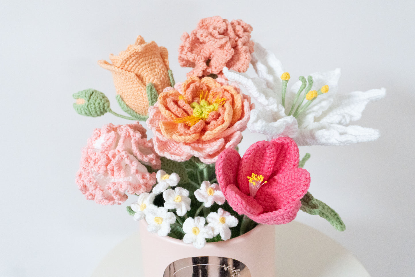 Peony in various colors available Hong Kong Flower Shop 💐 Elegant