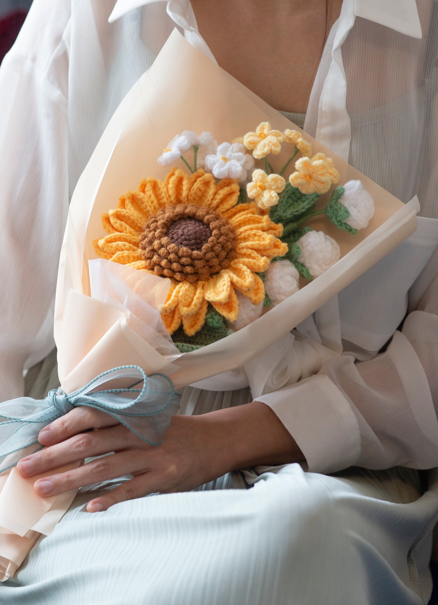 Morning Sunrise 💐해바라기 장미 꽃다발
