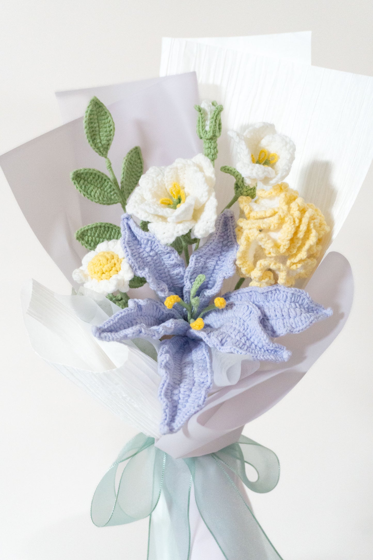 Caring💐Lily, carnation, platycodon woven bouquet · Multiple colors available