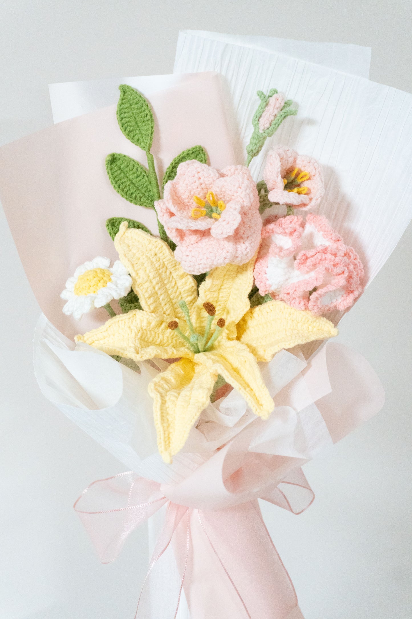 Caring💐Lily, carnation, platycodon woven bouquet · Multiple colors available