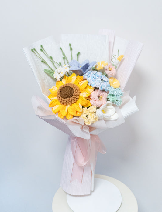 Endless Love💐Rose and Platycodon Braided Bouquet