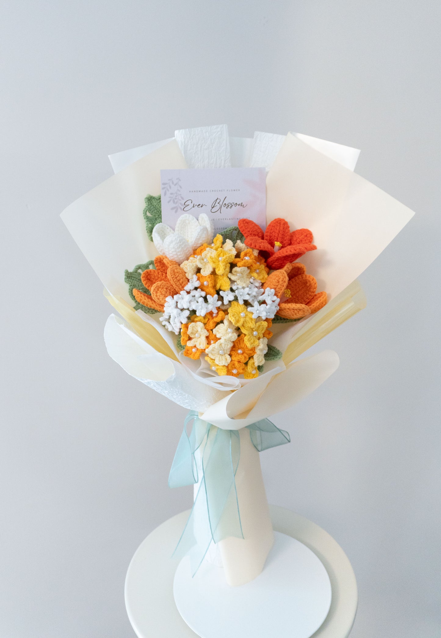 Gently Whisper 💐Hydrangea and tulip woven bouquet · Multiple colors available